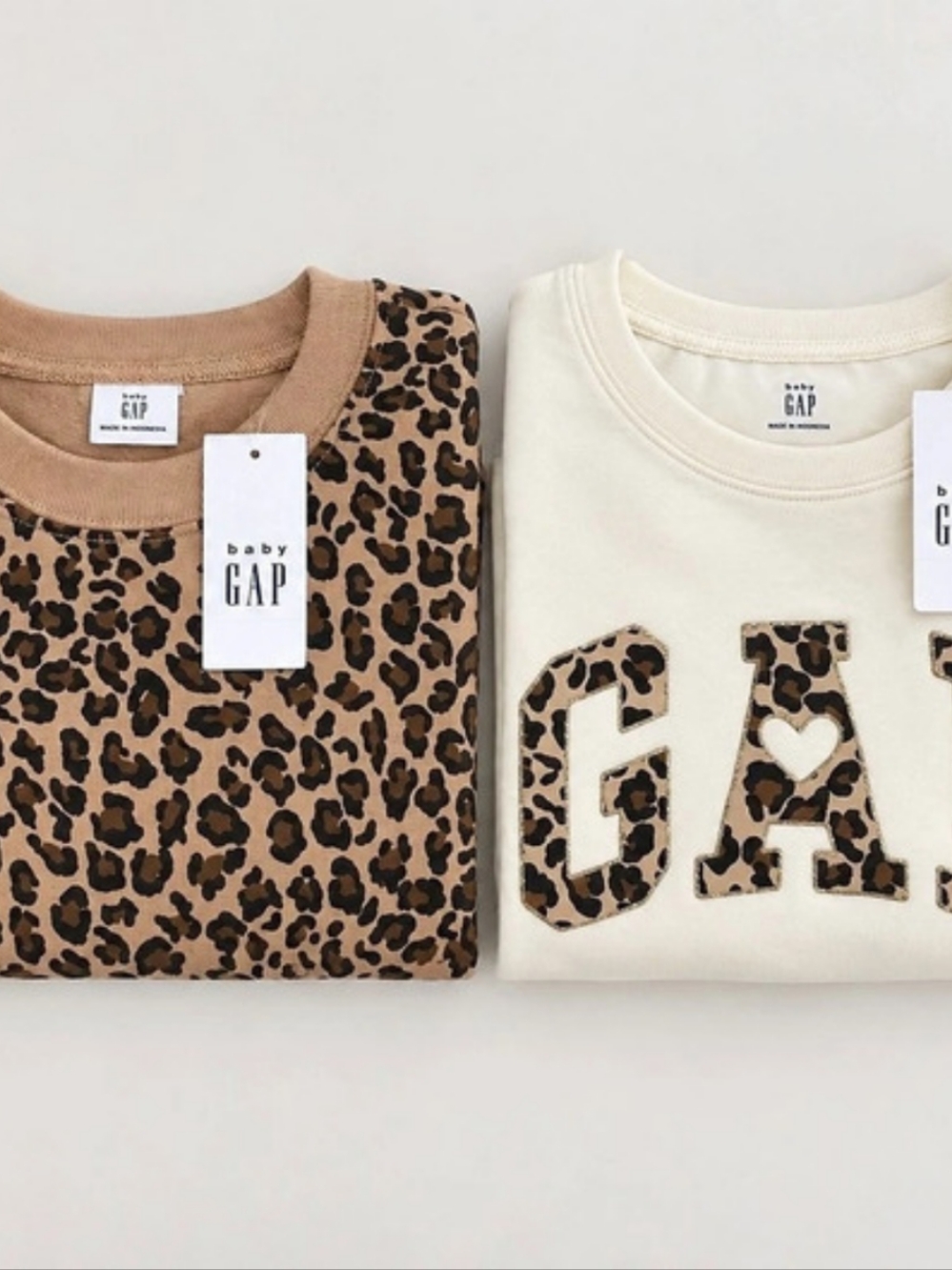 baby GAP Leopard Logo Graphic Tee / Sweatshirt
